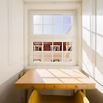 Charming 2br - Baixa | By Airnest Apartment