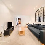 Charming 2br - Baixa | By Airnest *