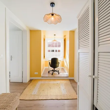 Charming 2br - Baixa | By Airnest アパート *
