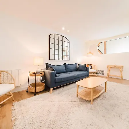 Apartman Charming 2br - Baixa | By Airnest *